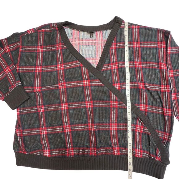 Torrid Faux Wrap Women 4X Red Plaid Casual Cozy Vintage Inspired Ribbed Cuffs - Picture 4 of 7